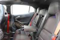 AMG CLAクラス GLA45 4MATIC ﾚｰﾀﾞｰｾｰﾌﾃｨPKG　中期 ｷｰﾚｽｺﾞｰ 黒本革 ﾊﾟﾉﾗﾏSR HDDﾅﾋﾞTV ｽﾏﾎ連携 ﾊﾞｯｸｶﾒﾗ PTS ｷｾﾉﾝﾗｲﾄ 自動Rｹﾞｰﾄ AMG専用装備&ﾁｭｰﾆﾝｸﾞ 7AT　2年保証