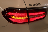 メルセデスベンツ Eクラス E200ｽﾃｰｼｮﾝﾜｺﾞﾝ AVG AMGﾗｲﾝ ﾚｰﾀﾞｰｾｰﾌﾃｨPKG　中期 NEWｽﾃｱﾘﾝｸﾞ ｷｰﾚｽｺﾞｰ 黒本革 ﾊﾟﾉﾗﾏSR ﾍｯﾄﾞｱｯﾌﾟD HDDﾅﾋﾞTV ｽﾏﾎ連携 360ｶﾒﾗ PTS LEDﾗｲﾄ 自動Rｹﾞｰﾄ ﾊﾝｽﾞﾌﾘｰA AMGｴｱﾛ&19AW ﾀﾞｲﾅﾐｯｸS 9AT　2年保証