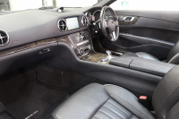 メルセデスベンツ SLクラス SL350 BL-EF AMGｽﾎﾟｰﾂ&ﾚｰﾀﾞｰｾｰﾌﾃｨPKG　ｷｰﾚｽｺﾞｰ 黒本革 ｴｱｽｶｰﾌ ﾏｼﾞｯｸｽｶｲR HDDﾅﾋﾞTV BT音楽 ﾊﾞｯｸｶﾒﾗ PTS ｷｾﾉﾝ 自動ﾄﾗﾝｸ ﾊﾝｽﾞﾌﾘｰA AMGｴｱﾛ&19AW ABCｻｽ 7AT　2年保証