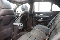 メルセデスベンツ Eクラス E250 AVG ｽﾎﾟｰﾂ ｴｸｽｸﾙｰｼﾌﾞ&ﾚｰﾀﾞｰｾｰﾌﾃｨPKG　1ｵｰﾅｰ 黒本革 ﾊﾟﾉﾗﾏSR ﾍｯﾄﾞｱｯﾌﾟD HDDﾅﾋﾞTV ｽﾏﾎ連携 ﾌﾞﾙﾒｽﾀｰ 360ｶﾒﾗ PTS LEDﾗｲﾄ 自動ﾄﾗﾝｸ ﾊﾝｽﾞﾌﾘｰA AMGｴｱﾛ&19AW ﾀﾞｲﾅﾐｯｸｾﾚｸﾄ 9AT　2年保証