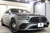 AMG Eクラス E53 4MATIC+ ｴｸｽｸﾙｰｼﾌﾞ&ﾚｰﾀﾞｰｾｰﾌﾃｨPKG　ISG搭載 後期 1ｵｰﾅｰ ｷｰﾚｽｺﾞｰ 黒本革 ﾍﾞﾝﾁﾚｰﾀｰ ﾊﾟﾉﾗﾏSR ﾍｯﾄﾞｱｯﾌﾟD MBUXﾅﾋﾞTV&ARﾅﾋﾞTV ｽﾏﾎ連携 ﾌﾞﾙﾒｽﾀｰ 360ｶﾒﾗ PTS LEDﾗｲﾄ ﾊﾝｽﾞﾌﾘｰA AMG専用装備&ﾁｭｰﾆﾝｸﾞ ﾜｲﾔﾚｽ充電 9AT　2年保証