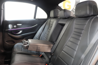 メルセデスベンツ Eクラス E200 ｽﾎﾟｰﾂ AMGﾗｲﾝｲﾝﾃﾘｱ&ｴｸｽｸﾙｰｼﾌﾞ&ﾚｰﾀﾞｰｾｰﾌﾃｨPKG　BSG搭載 後期 1ｵｰﾅｰ MEｺﾈｸﾄ ｷｰﾚｽｺﾞｰ 黒本革 ﾍｯﾄﾞｱｯﾌﾟD MBUXﾅﾋﾞTV&ARﾅﾋﾞ ｽﾏﾎ連携 ﾌﾞﾙﾒｽﾀｰ 360ｶﾒﾗ PTS LEDﾗｲﾄ 自動ﾄﾗﾝｸ AMGｴｱﾛ&19AW 9AT　2年保証