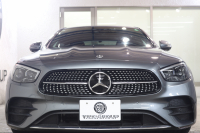 メルセデスベンツ Eクラス E200 ｽﾎﾟｰﾂ AMGﾗｲﾝｲﾝﾃﾘｱ&ｴｸｽｸﾙｰｼﾌﾞ&ﾚｰﾀﾞｰｾｰﾌﾃｨPKG　BSG搭載 後期 1ｵｰﾅｰ MEｺﾈｸﾄ ｷｰﾚｽｺﾞｰ 黒本革 ﾍｯﾄﾞｱｯﾌﾟD MBUXﾅﾋﾞTV&ARﾅﾋﾞ ｽﾏﾎ連携 ﾌﾞﾙﾒｽﾀｰ 360ｶﾒﾗ PTS LEDﾗｲﾄ 自動ﾄﾗﾝｸ AMGｴｱﾛ&19AW 9AT　2年保証