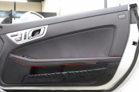 メルセデスベンツ SLCクラス SLC180ｽﾎﾟｰﾂ ﾚｰﾀﾞｰｾｰﾌﾃｨPKG　ｷｰﾚｽｺﾞｰ 黒本革 ｼｰﾄﾋｰﾀｰ ｶﾞﾗｽﾙｰﾌ HDDﾅﾋﾞTV&ｷｬﾝｾﾗｰ ｽﾏﾎ連携 BT音楽 ﾊﾞｯｸｶﾒﾗ LEDﾗｲﾄ AMGｴｱﾛ&18AW ｴｱｶﾞｲﾄﾞ 9AT　2年保証