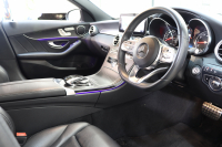 メルセデスベンツ Cクラス C200 AVG AMGﾗｲﾝ ﾚｰﾀﾞｰｾｰﾌﾃｨPKG　BSG搭載 後期 1ｵｰﾅｰ MEｺﾈｸﾄ ｷｰﾚｽｺﾞｰ 黒革 ｼｰﾄﾋｰﾀｰ HDDﾅﾋﾞTV ｽﾏﾎ連携 ﾊﾞｯｸｶﾒﾗ PTS LEDﾗｲﾄ AMGｴｱﾛ&18AW ﾀﾞｲﾅﾐｯｸｾﾚｸﾄ ｴｱｻｽ 9AT　2年保証