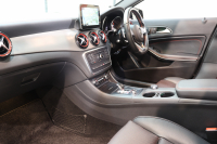 AMG GLA GLA45 4MATIC ﾚｰﾀﾞｰｾｰﾌﾃｨPKG　中期 ｷｰﾚｽｺﾞｰ 黒本革 ﾊﾟﾉﾗﾏSR HDDﾅﾋﾞTV ｽﾏﾎ連携 ﾊﾞｯｸｶﾒﾗ PTS ｷｾﾉﾝ 自動Rｹﾞｰﾄ AMG専用装備&ﾁｭｰﾆﾝｸﾞ 7AT　2年保証