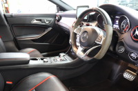 AMG CLAクラス CLA45 4MATIC AMGｱﾄﾞﾊﾞﾝｽﾄﾞ&ﾚｰﾀﾞｰｾｰﾌﾃｨPKG　後期 ｷｰﾚｽｺﾞｰ 黒本革 ﾊﾟﾉﾗﾏSR HDDﾅﾋﾞTV&ｷｬﾝｾﾗｰ ｽﾏﾎ連携 harman/kardon ﾊﾞｯｸｶﾒﾗ PTS LEDﾗｲﾄ AMG専用装備&ﾁｭｰﾆﾝｸﾞﾀﾞｲﾅﾐｯｸｾﾚｸﾄ　2年保証