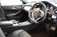 メルセデスベンツ CLAクラス CLA250 4MATIC  AMG&ﾚｰﾀﾞｰｾｰﾌﾃｨPKG　中期 ｷｰﾚｽｺﾞｰ ﾚｻﾞｰDINAMICAｼｰﾄ ﾊﾟﾉﾗﾏSR HDDﾅﾋﾞTV BT音楽 ﾊﾞｯｸｶﾒﾗ PTS ｷｾﾉﾝ AMGｴｱﾛ&18AW ﾀﾞｲﾅﾐｯｸｾﾚｸﾄ　2年保証