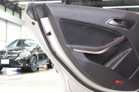 メルセデスベンツ CLAクラス CLA250 4MATIC  AMG&ﾚｰﾀﾞｰｾｰﾌﾃｨPKG　中期 ｷｰﾚｽｺﾞｰ ﾚｻﾞｰDINAMICAｼｰﾄ ﾊﾟﾉﾗﾏSR HDDﾅﾋﾞTV BT音楽 ﾊﾞｯｸｶﾒﾗ PTS ｷｾﾉﾝ AMGｴｱﾛ&18AW ﾀﾞｲﾅﾐｯｸｾﾚｸﾄ　2年保証