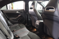 メルセデスベンツ CLAクラス CLA250 4MATIC  AMG&ﾚｰﾀﾞｰｾｰﾌﾃｨPKG　中期 ｷｰﾚｽｺﾞｰ ﾚｻﾞｰDINAMICAｼｰﾄ ﾊﾟﾉﾗﾏSR HDDﾅﾋﾞTV BT音楽 ﾊﾞｯｸｶﾒﾗ PTS ｷｾﾉﾝ AMGｴｱﾛ&18AW ﾀﾞｲﾅﾐｯｸｾﾚｸﾄ　2年保証