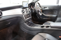 メルセデスベンツ GLA GLA220 4MATIC ﾌﾟﾚﾐｱﾑ&ﾚｰﾀﾞｰｾｰﾌﾃｨPKG　後期 ｷｰﾚｽｺﾞｰ 黒革 ﾊﾟﾉﾗﾏSR 純正HDDﾅﾋﾞTV ｽﾏﾎ連携 harman/kardon ﾊﾞｯｸｶﾒﾗ PTS LEDﾗｲﾄ 自動Rｹﾞｰﾄ ﾌｯﾄﾛﾗﾝｸOP 純正18AW ﾀﾞｲﾅﾐｯｸｾﾚｸﾄ　2年保証