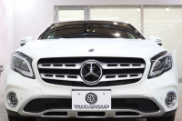 メルセデスベンツ GLA GLA220 4MATIC ﾌﾟﾚﾐｱﾑ&ﾚｰﾀﾞｰｾｰﾌﾃｨPKG　後期 ｷｰﾚｽｺﾞｰ 黒革 ﾊﾟﾉﾗﾏSR 純正HDDﾅﾋﾞTV ｽﾏﾎ連携 harman/kardon ﾊﾞｯｸｶﾒﾗ PTS LEDﾗｲﾄ 自動Rｹﾞｰﾄ ﾌｯﾄﾛﾗﾝｸOP 純正18AW ﾀﾞｲﾅﾐｯｸｾﾚｸﾄ　2年保証