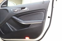 メルセデスベンツ GLA GLA220 4MATIC ﾌﾟﾚﾐｱﾑ&ﾚｰﾀﾞｰｾｰﾌﾃｨPKG　後期 ｷｰﾚｽｺﾞｰ 黒革 ﾊﾟﾉﾗﾏSR 純正HDDﾅﾋﾞTV ｽﾏﾎ連携 harman/kardon ﾊﾞｯｸｶﾒﾗ PTS LEDﾗｲﾄ 自動Rｹﾞｰﾄ ﾌｯﾄﾛﾗﾝｸOP 純正18AW ﾀﾞｲﾅﾐｯｸｾﾚｸﾄ　2年保証