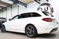 メルセデスベンツ Cクラス C220dｽﾃｰｼｮﾝﾜｺﾞﾝ AVG AMGﾗｲﾝ ﾚｻﾞｰｴｸｽｸﾙｰｼﾌﾞ&ﾚｰﾀﾞｰｾｰﾌﾃｨPKG　後期 MEｺﾈｸﾄ ｷｰﾚｽｺﾞｰ 黒本革 HDDﾅﾋﾞTV HUD ﾌﾞﾙﾒｽﾀｰ ｽﾏﾎ連携 ﾊﾞｯｸｶﾒﾗ PTS LEDﾗｲﾄ AMGｴｱﾛ&18AW ﾊﾝｽﾞﾌﾘｰA ﾀﾞｲﾅﾐｯｸS ｴｱｻｽ 9AT　2年保証