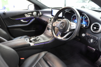 メルセデスベンツ Cクラス C220dｽﾃｰｼｮﾝﾜｺﾞﾝ AVG AMGﾗｲﾝ ﾚｻﾞｰｴｸｽｸﾙｰｼﾌﾞ&ﾚｰﾀﾞｰｾｰﾌﾃｨPKG　後期 MEｺﾈｸﾄ ｷｰﾚｽｺﾞｰ 黒本革 HDDﾅﾋﾞTV HUD ﾌﾞﾙﾒｽﾀｰ ｽﾏﾎ連携 ﾊﾞｯｸｶﾒﾗ PTS LEDﾗｲﾄ AMGｴｱﾛ&18AW ﾊﾝｽﾞﾌﾘｰA ﾀﾞｲﾅﾐｯｸS ｴｱｻｽ 9AT　2年保証