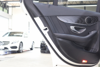 メルセデスベンツ Cクラス C200 AVG AMGﾗｲﾝ ﾚｻﾞｰｴｸｽｸﾙｰｼﾌﾞ&ﾚｰﾀﾞｰｾｰﾌﾃｨPKG　1ｵｰﾅｰ ｷｰﾚｽｺﾞｰ 黒本革 ﾊﾟﾉﾗﾏSR HUD HDDﾅﾋﾞTV BT音楽 ﾊﾞｯｸｶﾒﾗ PTS LEDﾗｲﾄ 自動ﾄﾗﾝｸ ｴｱﾊﾞﾗﾝｽPKG AMGｴｱﾛ&18AW ｴｱｻｽ　2年保証