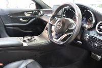 メルセデスベンツ Cクラス C200 AVG AMGﾗｲﾝ ﾚｻﾞｰｴｸｽｸﾙｰｼﾌﾞ&ﾚｰﾀﾞｰｾｰﾌﾃｨPKG　1ｵｰﾅｰ ｷｰﾚｽｺﾞｰ 黒本革 ﾊﾟﾉﾗﾏSR HUD HDDﾅﾋﾞTV BT音楽 ﾊﾞｯｸｶﾒﾗ PTS LEDﾗｲﾄ 自動ﾄﾗﾝｸ ｴｱﾊﾞﾗﾝｽPKG AMGｴｱﾛ&18AW ｴｱｻｽ　2年保証