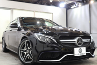 AMG Cクラス C63 ｽﾃｰｼｮﾝﾜｺﾞﾝ ﾚｰﾀﾞｰｾｰﾌﾃｨPKG　ｷｰﾚｽｺﾞｰ 黒本革 ﾊﾟﾉﾗﾏSR HDDﾅﾋﾞTV BT音楽 ﾌﾞﾙﾒｽﾀｰ ﾊﾞｯｸｶﾒﾗ PTS LEDﾗｲﾄ ﾊﾝｽﾞﾌﾘｰA AMG専用装備&ﾁｭｰﾆﾝｸﾞ ﾀﾞｲﾅﾐｯｸｾﾚｸﾄ　2年保証