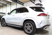 メルセデスベンツ GLE GLE400d 4MATIC ｽﾎﾟｰﾂ ﾚｰﾀﾞｰｾｰﾌﾃｨPKG　MEｺﾈｸﾄ ｷｰﾚｽｺﾞｰ 黒/白本革 ﾍﾞﾝﾁﾚｰﾀｰ ﾊﾟﾉﾗﾏSR HUD MBUXﾅﾋﾞTV BT音楽 ﾌﾞﾙﾒｽﾀｰ 360ｶﾒﾗ PTS LEDﾗｲﾄ 自動Rｹﾞｰﾄ ﾊﾝｽﾞﾌﾘｰA AMGｴｱﾛ&20AW ﾜｲﾔﾚｽ充電 9AT　2年保証