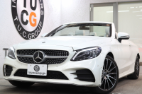 メルセデスベンツ Cクラス C180ｶﾌﾞﾘｵﾚ ｽﾎﾟｰﾂ ﾚｻﾞｰｴｸｽｸﾙｰｼﾌﾞ&ﾚｰﾀﾞｰｾｰﾌﾃｨPKG　後期 ｷｰﾚｽｺﾞｰ 白本革 ｴｱｽｶｰﾌ ﾍｯﾄﾞｱｯﾌﾟD HDDﾅﾋﾞTV ｽﾏﾎ連携 ﾊﾞｯｸｶﾒﾗ PTS LEDﾗｲﾄ AMGｴｱﾛ&19AW ｴｱｻｽ 9AT　2年保証