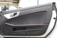 メルセデスベンツ SLKクラス SLK200ﾄﾚﾝﾄﾞ AMGｽﾎﾟｰﾂ&ﾚｰﾀﾞｰｾｰﾌﾃｨPKG　中期 黒本革 ｴｱｽｶｰﾌ ｶﾞﾗｽﾙｰﾌ HDDﾅﾋﾞTV BT音楽 DSRC ｷｾﾉﾝ AMGｴｱﾛ&18AW ﾄﾗﾝｸｽﾎﾟｲﾗｰ ｴｱｶﾞｲﾄﾞ　2年保証