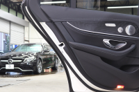 メルセデスベンツ Eクラス E200ｽﾃｰｼｮﾝﾜｺﾞﾝ ｽﾎﾟｰﾂ AMGﾗｲﾝｲﾝﾃﾘｱ&ｴｸｽｸﾙｰｼﾌﾞ&ﾚｰﾀﾞｰｾｰﾌﾃｨPKG　後期 ｷｰﾚｽｺﾞｰ 黒本革 ﾊﾟﾉﾗﾏSR ﾍｯﾄﾞｱｯﾌﾟD MBUXﾅﾋﾞTV&ARﾅﾋﾞ 360ｶﾒﾗ PTS LEDﾗｲﾄ 自動Rｹﾞｰﾄ AMGｴｱﾛ&19AW ﾀﾞｲﾅﾐｯｸS 9AT　2年保証