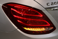 メルセデスベンツ Cクラス C200 AVG AMGﾗｲﾝ ﾚｻﾞｰｴｸｽｸﾙｰｼﾌﾞ&ﾚｰﾀﾞｰｾｰﾌﾃｨPKG　1ｵｰﾅｰ ｷｰﾚｽｺﾞｰ 赤本革 ﾍｯﾄﾞｱｯﾌﾟD HDDﾅﾋﾞTV BT音楽 ﾊﾞｯｸｶﾒﾗ PTS LEDﾗｲﾄ ﾊﾝｽﾞﾌﾘｰA AMGｴｱﾛ&18AW ﾀﾞｲﾅﾐｯｸS ｴｱｻｽ　2年保証