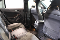 メルセデスベンツ CLAクラス CLA180 ｼｭｰﾃｨﾝｸﾞﾌﾞﾚｰｸ ｽﾎﾟｰﾂ ﾍﾞｰｼｯｸ&ﾚｰﾀﾞｰｾｰﾌﾃｨPKG　中期 ｷｰﾚｽｺﾞｰ ﾚｻﾞｰDINAMICAｼｰﾄ HDDﾅﾋﾞTV BT音楽 ﾊﾞｯｸｶﾒﾗ PTS DSRC ｷｾﾉﾝ AMGｴｱﾛ&18AW ﾀﾞｲﾅﾐｯｸｾﾚｸﾄ 純正ﾄﾞﾗﾚｺ 希少色ﾉｰｻﾞﾝﾗｲﾂﾌﾞﾗｯｸ　2年保証