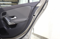 メルセデスベンツ Aクラス A180ｽﾀｲﾙ AMGﾗｲﾝ AMGﾚｻﾞｰｴｸｽｸﾙｰｼﾌﾞ&ｱﾄﾞﾊﾞﾝｽﾄﾞ&ﾅﾋﾞｹﾞｰｼｮﾝ&ﾚｰﾀﾞｰｾｰﾌﾃｨPKG　ｷｰﾚｽｺﾞｰ 灰/黒本革 ﾊﾟﾉﾗﾏSR HUD MBUXﾅﾋﾞTV BT音楽 ｱﾄﾞﾊﾞﾝｽﾄﾞｻｳﾝﾄﾞ 360ｶﾒﾗ PTS LEDﾗｲﾄ AMGｴｱﾛ&18AW ﾜｲﾔﾚｽ充電 希少色ﾓﾊｰﾍﾞｼﾙﾊﾞｰ　2年保証