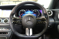 メルセデスベンツ Eクラス E300 ｽﾎﾟｰﾂ ｴｸｽｸﾙｰｼﾌﾞ&ﾚｰﾀﾞｰｾｰﾌﾃｨPKG　後期 MEｺﾈｸﾄ ｷｰﾚｽｺﾞｰ 黒本革 ﾊﾟﾉﾗﾏSR ﾍｯﾄﾞｱｯﾌﾟD MBUXﾅﾋﾞTV ｽﾏﾎ連携 ﾌﾞﾙﾒｽﾀｰ 360ｶﾒﾗ PTS LEDﾗｲﾄ 自動ﾄﾗﾝｸ AMGｴｱﾛ&19AW ﾀﾞｲﾅﾐｯｸS ｴｱｻｽ 9AT　2年保証