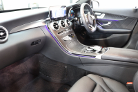 メルセデスベンツ Cクラス C220dｽﾃｰｼｮﾝﾜｺﾞﾝ AVG AMGﾗｲﾝ ﾚｻﾞｰｴｸｽｸﾙｰｼﾌﾞ&ﾚｰﾀﾞｰｾｰﾌﾃｨPKG　後期 MEｺﾈｸﾄ ｷｰﾚｽｺﾞｰ 黒本革 ﾍｯﾄﾞｱｯﾌﾟD HDDﾅﾋﾞTV ｽﾏﾎ連携 ﾊﾞｯｸｶﾒﾗ PTS LEDﾗｲﾄ ﾊﾝｽﾞﾌﾘｰA AMGｴｱﾛ&18AW ｴｱｻｽ 9AT 希少色ｾﾚﾅｲﾄｸﾞﾚｰM　2年保証