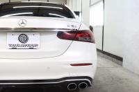 AMG Eクラス E53 4MATIC+ ｴｸｽｸﾙｰｼﾌﾞ&ﾚｰﾀﾞｰｾｰﾌﾃｨPKG　ISG搭載 後期 1ｵｰﾅｰ ｷｰﾚｽｺﾞｰ 黒本革 ﾍﾞﾝﾁﾚｰﾀｰ ﾊﾟﾉﾗﾏSR ﾍｯﾄﾞｱｯﾌﾟD MBUXﾅﾋﾞTV&ARﾅﾋﾞTV ｽﾏﾎ連携 ﾌﾞﾙﾒｽﾀｰ 360ｶﾒﾗ PTS LEDﾗｲﾄ ﾊﾝｽﾞﾌﾘｰA AMG専用装備&ﾁｭｰﾆﾝｸﾞ ﾜｲﾔﾚｽ充電 9AT　2年保証