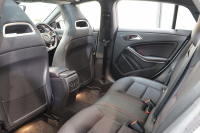 メルセデスベンツ CLAクラス CLA180ｼｭｰﾃｨﾝｸﾞﾌﾞﾚｰｸ ｽﾎﾟｰﾂ AMGﾚｻﾞｰｴｸｽｸﾙｰｼﾌﾞ&ﾚｰﾀﾞｰｾｰﾌﾃｨPKG　後期 ｷｰﾚｽｺﾞｰ 黒本革 ﾊﾟﾉﾗﾏSR HDDﾅﾋﾞTV&ｷｬﾝｾﾗｰ ｽﾏﾎ連携 harman/kardon ﾊﾞｯｸｶﾒﾗ PTS LEDﾗｲﾄ 自動Rｹﾞｰﾄ ﾊﾝｽﾞﾌﾘｰA AMGｴｱﾛ&18AW 7AT　2年保証