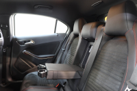 メルセデスベンツ Aクラス A180ｽﾎﾟｰﾂ ﾚｰﾀﾞｰｾｰﾌﾃｨPKG　後期 ｷｰﾚｽｺﾞｰ ﾌﾞﾗｯｸﾚｻﾞｰDINAMICAｼｰﾄ ｼｰﾄﾋｰﾀｰ HDDﾅﾋﾞTV BT音楽 ﾊﾞｯｸｶﾒﾗ PTS LEDﾗｲﾄ AMGｴｱﾛ&18AW ﾀﾞｲﾅﾐｯｸS ｽﾎﾟｰﾂｻｽﾍﾟﾝｼｮﾝ 7AT　2年保証