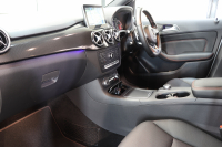 メルセデスベンツ Bクラス B250 4MATIC ｽﾎﾟｰﾂ AMGﾚｻﾞｰｴｸｽｸﾙｰｼﾌﾞ&ﾚｰﾀﾞｰｾｰﾌﾃｨPKG　後期 1ｵｰﾅｰ ｷｰﾚｽｺﾞｰ 黒本革 HDDﾅﾋﾞTV BT音楽 harman/kardon PTS LEDﾗｲﾄ AMGｴｱﾛ&18AW EASY-VARIO PLUS 7AT　2年保証