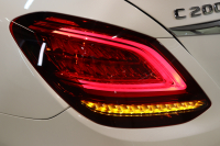 メルセデスベンツ Cクラス C200 AVG AMGﾗｲﾝ ﾚｻﾞｰｴｸｽｸﾙｰｼﾌﾞ&ﾚｰﾀﾞｰｾｰﾌﾃｨPKG　BSG搭載 後期 ｷｰﾚｽｺﾞｰ 黒本革 ﾊﾟﾉﾗﾏSR ﾍｯﾄﾞｱｯﾌﾟD HDDﾅﾋﾞTV ｽﾏﾎ連携 ﾌﾞﾙﾒｽﾀｰ ﾊﾞｯｸｶﾒﾗ PTS LEDﾗｲﾄ ﾊﾝｽﾞﾌﾘｰA AMGｴｱﾛ&18AW ｴｱｻｽ 9AT　2年保証