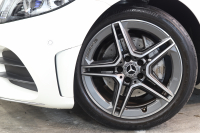 メルセデスベンツ Cクラス C200 AVG AMGﾗｲﾝ ﾚｻﾞｰｴｸｽｸﾙｰｼﾌﾞ&ﾚｰﾀﾞｰｾｰﾌﾃｨPKG　BSG搭載 後期 ｷｰﾚｽｺﾞｰ 黒本革 ﾊﾟﾉﾗﾏSR ﾍｯﾄﾞｱｯﾌﾟD HDDﾅﾋﾞTV ｽﾏﾎ連携 ﾌﾞﾙﾒｽﾀｰ ﾊﾞｯｸｶﾒﾗ PTS LEDﾗｲﾄ ﾊﾝｽﾞﾌﾘｰA AMGｴｱﾛ&18AW ｴｱｻｽ 9AT　2年保証