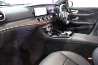 メルセデスベンツ Eクラス E220d AVG AMGﾗｲﾝ ｴｸｽｸﾙｰｼﾌﾞ&ﾚｰﾀﾞｰｾｰﾌﾃｨPKG　中期 MEｺﾈｸﾄ ｷｰﾚｽｺﾞｰ 黒本革 ｼｰﾄﾋｰﾀｰ HUD HDDﾅﾋﾞTV ｽﾏﾎ連携 ﾌﾞﾙﾒｽﾀｰ 360ｶﾒﾗ PTS LEDﾍｯﾄﾞﾗｲﾄ AMGｴｱﾛ&19AW ﾀﾞｲﾅﾐｯｸｾﾚｸﾄ ﾊﾟﾄﾞﾙｼﾌﾄ 9AT　2年保証