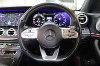 メルセデスベンツ Eクラス E300ｽﾃｰｼｮﾝﾜｺﾞﾝ AVG ｽﾎﾟｰﾂ ｴｸｽｸﾙｰｼﾌﾞ&ﾚｰﾀﾞｰｾｰﾌﾃｨPKG　中期 NEWｽﾃｱﾘﾝｸﾞ ｷｰﾚｽｺﾞｰ 黒本革 ﾊﾟﾉﾗﾏSR ﾍｯﾄﾞｱｯﾌﾟD HDDﾅﾋﾞTV ｽﾏﾎ連携 ﾌﾞﾙﾒｽﾀｰ 360ｶﾒﾗ PTS LEDﾗｲﾄ ﾊﾝｽﾞﾌﾘｰA AMGｴｱﾛ&19AW ﾀﾞｲﾅﾐｯｸS 9AT　2年保証