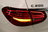メルセデスベンツ Cクラス C200ｽﾃｰｼｮﾝﾜｺﾞﾝ AVG AMGﾗｲﾝ ﾚｰﾀﾞｰｾｰﾌﾃｨPKG　BSG搭載 後期 ｷｰﾚｽｺﾞｰ 黒革 HDDﾅﾋﾞTV ｽﾏﾎ連携 ﾊﾞｯｸｶﾒﾗ PTS LEDﾗｲﾄ 自動Rｹﾞｰﾄ AMGｴｱﾛ&18AW ﾀﾞｲﾅﾐｯｸS ｴｱｻｽ 9AT　2年保証