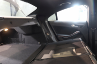メルセデスベンツ CLAクラス CLA180 AMGﾗｲﾝ ﾍﾞｰｼｯｸ&ﾚｰﾀﾞｰｾｰﾌﾃｨPKG　中期 ｷｰﾚｽｺﾞｰ ﾌﾞﾗｯｸﾚｻﾞｰDINAMICAｼｰﾄ ｼｰﾄﾋｰﾀｰ HDDﾅﾋﾞTV BT音楽 ﾊﾞｯｸｶﾒﾗ PTS ｷｾﾉﾝﾗｲﾄ AMGｴｱﾛ&18AW 7AT 希少色ﾉｰｻﾞﾝﾗｲﾂﾌﾞﾗｯｸ　2年保証