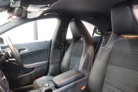 メルセデスベンツ CLAクラス CLA180 AMGﾗｲﾝ ﾍﾞｰｼｯｸ&ﾚｰﾀﾞｰｾｰﾌﾃｨPKG　中期 ｷｰﾚｽｺﾞｰ ﾌﾞﾗｯｸﾚｻﾞｰDINAMICAｼｰﾄ ｼｰﾄﾋｰﾀｰ HDDﾅﾋﾞTV BT音楽 ﾊﾞｯｸｶﾒﾗ PTS ｷｾﾉﾝﾗｲﾄ AMGｴｱﾛ&18AW 7AT 希少色ﾉｰｻﾞﾝﾗｲﾂﾌﾞﾗｯｸ　2年保証