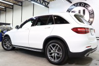 メルセデスベンツ GLC GLC220d 4MATIC ｽﾎﾟｰﾂ 本革仕様 ﾚｰﾀﾞｰｾｰﾌﾃｨPKG　MEｺﾈｸﾄ ｷｰﾚｽｺﾞｰ ﾌﾞﾗｯｸﾚｻﾞｰｼｰﾄ ﾊﾟﾉﾗﾏSR ﾍｯﾄﾞｱｯﾌﾟD HDDﾅﾋﾞTV BT音楽 ﾌﾞﾙﾒｽﾀｰ 360ｶﾒﾗ PTS LEDﾗｲﾄ ﾊﾝｽﾞﾌﾘｰA AMGｴｱﾛ&19AW ｴｱﾊﾞﾗﾝｽPKG ﾀﾞｲﾅﾐｯｸｾﾚｸﾄ 9AT　2年保証