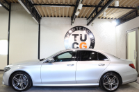 メルセデスベンツ Eクラス E200 AVG AMGﾗｲﾝ ｴｸｽｸﾙｰｼﾌﾞ&ﾚｰﾀﾞｰｾｰﾌﾃｨPKG　BSG搭載 中期 NEWｽﾃｱﾘﾝｸﾞ ｷｰﾚｽｺﾞｰ 黒本革 ﾍｯﾄﾞｱｯﾌﾟD HDDﾅﾋﾞTV ｽﾏﾎ連携 ﾌﾞﾙﾒｽﾀｰ 360ｶﾒﾗ PTS LEDﾗｲﾄ 自動ﾄﾗﾝｸ AMGｴｱﾛ&19AW 9AT　2年保証