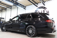 AMG Eクラス E53 4MATIC+ ｽﾃｰｼｮﾝﾜｺﾞﾝ ｴｸｽｸﾙｰｼﾌﾞ&ﾚｰﾀﾞｰｾｰﾌﾃｨPKG　ISG搭載 後期 ｷｰﾚｽｺﾞｰ  黒本革 ﾍﾞﾝﾁﾚｰﾀｰ ﾊﾟﾉﾗﾏSR HUD MBUXﾅﾋﾞTV&ARﾅﾋﾞ ｽﾏﾎ連携 ﾌﾞﾙﾒｽﾀｰ 360ｶﾒﾗ PTS LEDﾗｲﾄ 自動Rｹﾞｰﾄ AMG専用装備&ﾁｭｰﾆﾝｸﾞ ｸﾛｰｼﾞﾝｸﾞS 9AT　2年保証