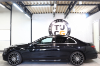 AMG Eクラス E53 4MATIC+ ｴｸｽｸﾙｰｼﾌﾞ&ﾚｰﾀﾞｰｾｰﾌﾃｨPKG　ISG搭載 後期 ｷｰﾚｽｺﾞｰ 黒本革 ﾍﾞﾝﾁﾚｰﾀｰ ﾊﾟﾉﾗﾏSR ﾍｯﾄﾞｱｯﾌﾟD MBUXﾅﾋﾞTV ｽﾏﾎ連携 ﾌﾞﾙﾒｽﾀｰ 360ｶﾒﾗ PTS LEDﾗｲﾄ 自動ﾄﾗﾝｸ AMG専用装備&ﾁｭｰﾆﾝｸﾞ 9AT　2年保証