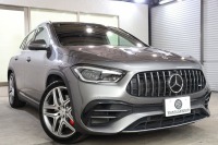 AMG GLA GLA45S 4MATIC+ ﾚｰﾀﾞｰｾｰﾌﾃｨPKG　現行 ｷｰﾚｽｺﾞｰ 灰/黒本革 ﾊﾟﾉﾗﾏSR MBUXﾅﾋﾞTV BT音楽 360ｶﾒﾗ PTS LEDﾗｲﾄ ﾊﾝｽﾞﾌﾘｰA AMG専用装備&ﾁｭｰﾆﾝｸﾞ ﾜｲﾔﾚｽ充電 8AT 希少色ﾏｳﾝﾃﾝｸﾞﾚｰ　2年保証