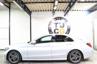 メルセデスベンツ Cクラス C220d AVG AMGﾗｲﾝ ﾚｻﾞｰｴｸｽｸﾙｰｼﾌﾞ&ﾚｰﾀﾞｰｾｰﾌﾃｨPKG　後期 ｷｰﾚｽｺﾞｰ 黒本革 ﾊﾟﾉﾗﾏSR ﾍｯﾄﾞｱｯﾌﾟD HDDﾅﾋﾞTV ｽﾏﾎ連携 ﾌﾞﾙﾒｽﾀｰ ﾊﾞｯｸｶﾒﾗ PTS LEDﾗｲﾄ ﾊﾝｽﾞﾌﾘｰA AMGｴｱﾛ&18AW ｴｱｻｽ 9AT　2年保証