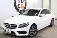 メルセデスベンツ Cクラス C200 AVG AMGﾗｲﾝ ﾚｻﾞｰｴｸｽｸﾙｰｼﾌﾞ&ﾚｰﾀﾞｰｾｰﾌﾃｨPKG　1ｵｰﾅｰ ｷｰﾚｽｺﾞｰ 黒本革 ﾍｯﾄﾞｱｯﾌﾟD HDDﾅﾋﾞTV BT音楽 ﾊﾞｯｸｶﾒﾗ PTS LEDﾗｲﾄ ﾊﾝｽﾞﾌﾘｰA AMGｴｱﾛ&18AW ﾀﾞｲﾅﾐｯｸS ｴｱｻｽ　2年保証