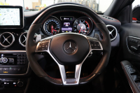 AMG GLA GLA45 4MATIC ｴﾃﾞｨｼｮﾝ1 ﾚｰﾀﾞｰｾｰﾌﾃｨPKG　300台限定車 黒本革 HDDﾅﾋﾞTV ﾊﾞｯｸｶﾒﾗ PTS ｷｾﾉﾝﾗｲﾄ 自動Rｹﾞｰﾄ AMG専用装備&ﾁｭｰﾆﾝｸﾞ 専用ｴｱﾛ&ﾃﾞｶｰﾙ 7AT　2年保証